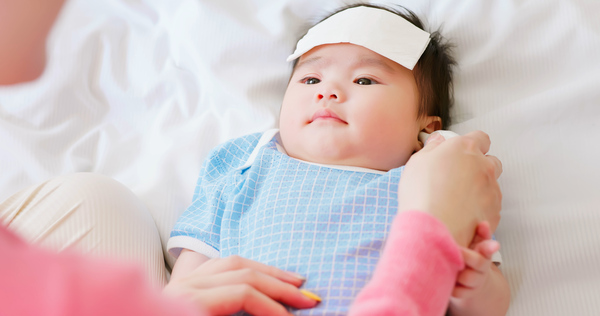 Các trường hợp sốt thường gặp ở trẻ em và cách chăm sóc trẻ bị sốt